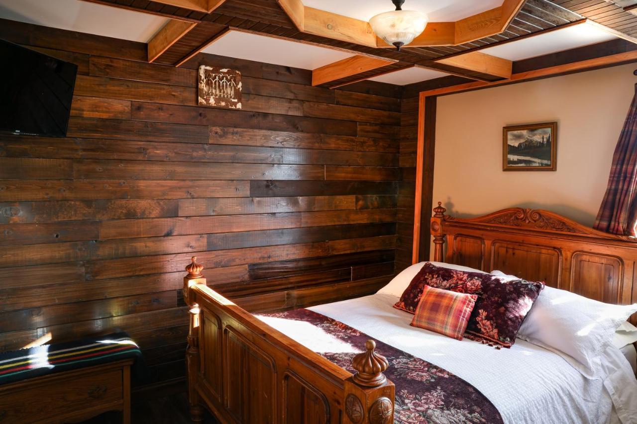 The Cochrane Rockyview Hotel Dış mekan fotoğraf